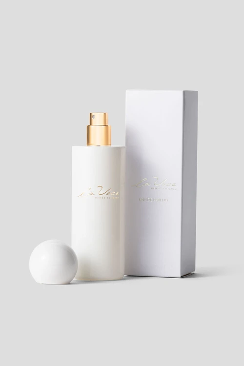 La Voce Renee Fleming Bottle and Box